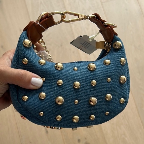 SIMON SAYS Fab Fridays Co-Host FLYER. ♥️ to be notified Bags, jewelry, & more - Picture 9 of 14